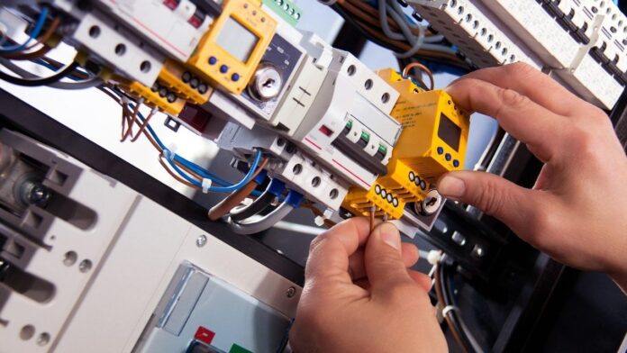 Why Use Licensed Electricians For Your Home