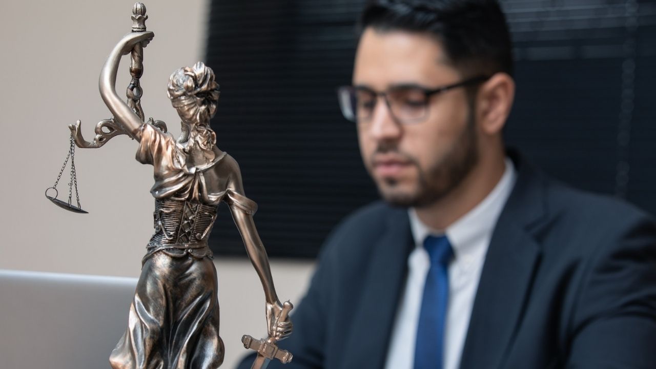 How To Find The Best Immigration Lawyer In The Uk Guidebytips