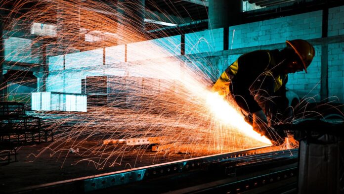 How to Choose a Metal Fabricator