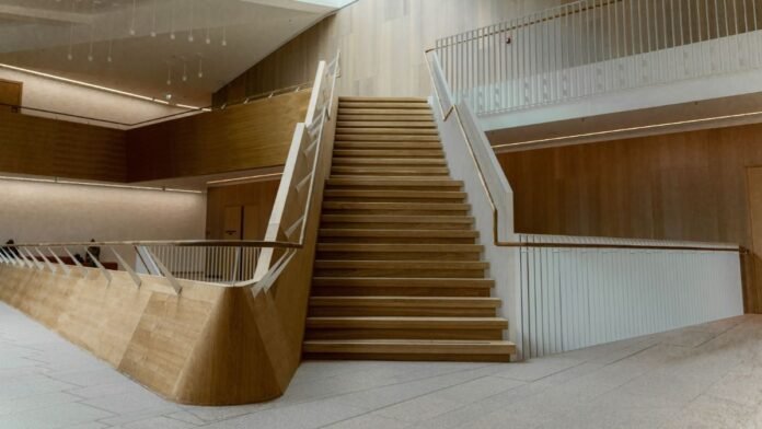 Craftsmanship Secrets Behind Quality Wooden Staircases Craftsmanship Secrets Behind Quality Wooden Staircases
